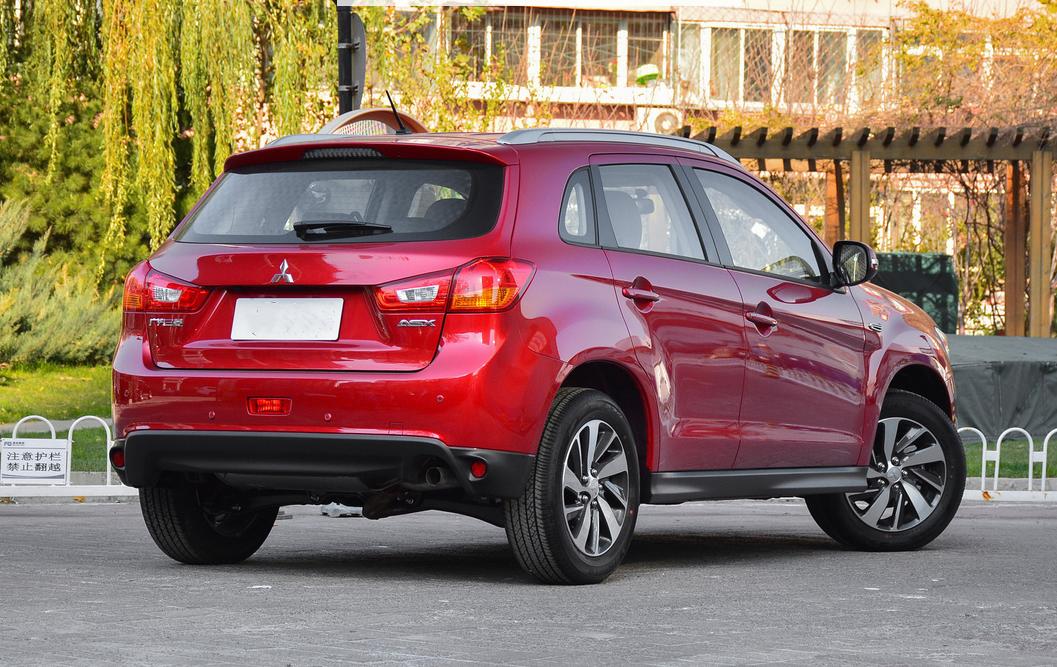 最难受的日系车，配进口引擎，满油能跑800Km，沦落11万也卖不动