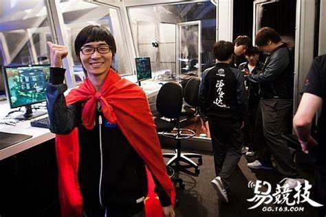 王思聪的公司熊猫互娱,熊猫互娱破产后的王思聪有多少钱