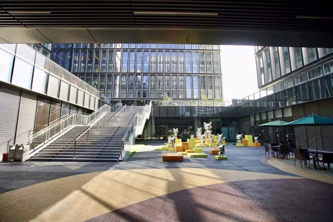 灏忕背蹇墜鎬婚儴,灏忕背鍐呴儴澶фゼ