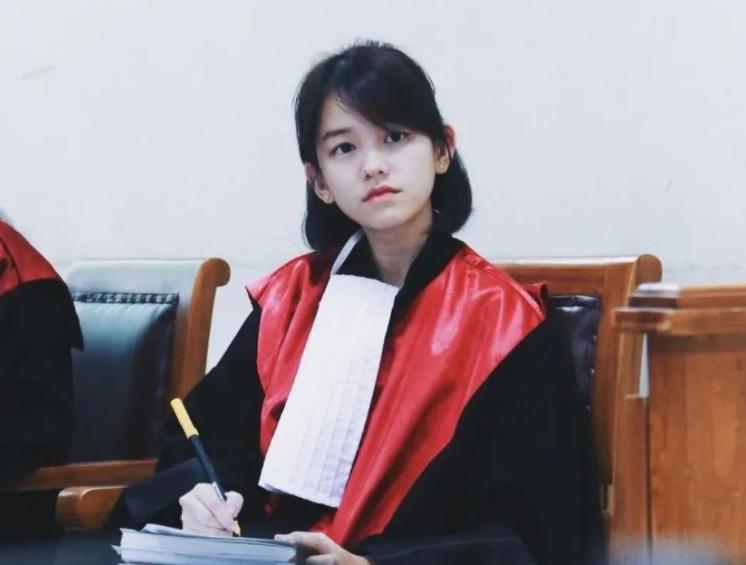 2022理科女生前景最好的十大专业,适合女生报考的专业及就业前景