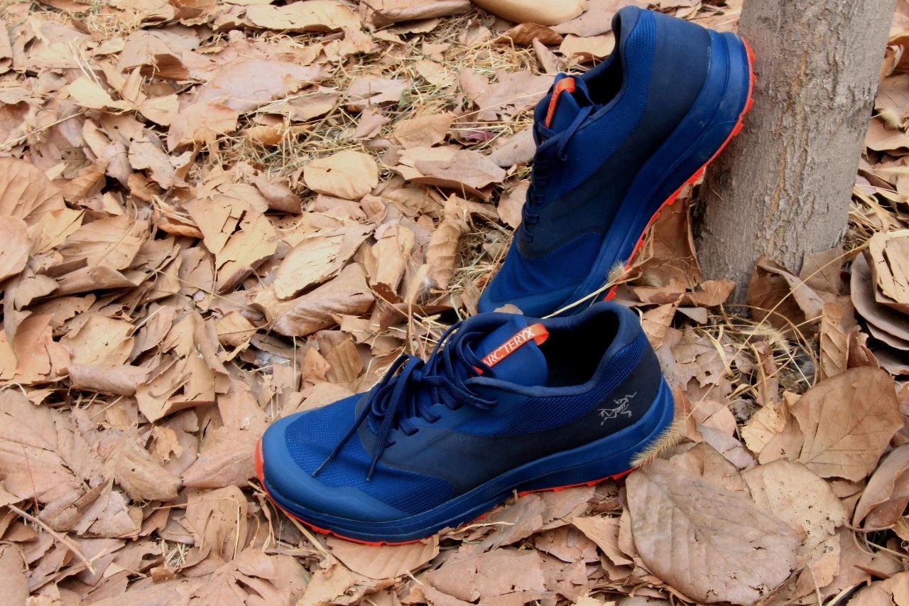 始祖鸟鞋男款冬季评测,始祖鸟夏季男款休闲运动鞋测评