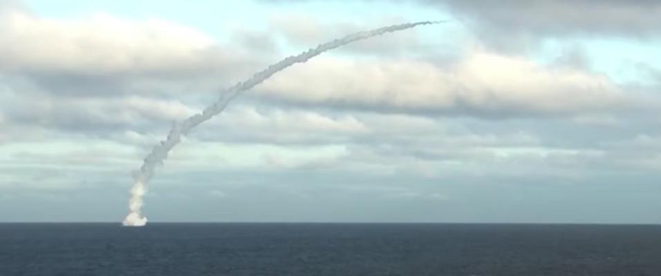 俄军空射5倍音速导弹,俄军齐射匕首高超音速导弹