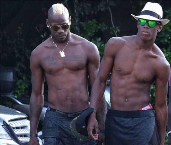 巴洛特利巴神视频,巴神巴洛特利庆祝动作