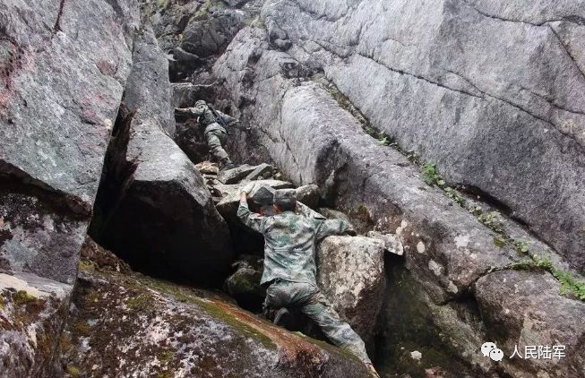 100张中国海防巡逻图,看哭了盘点中国军人的戳泪瞬间