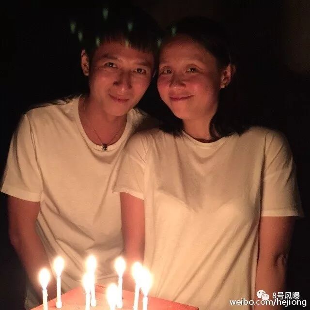 李维嘉何炅回应隐婚，否认和龙丹妮百度百科关系