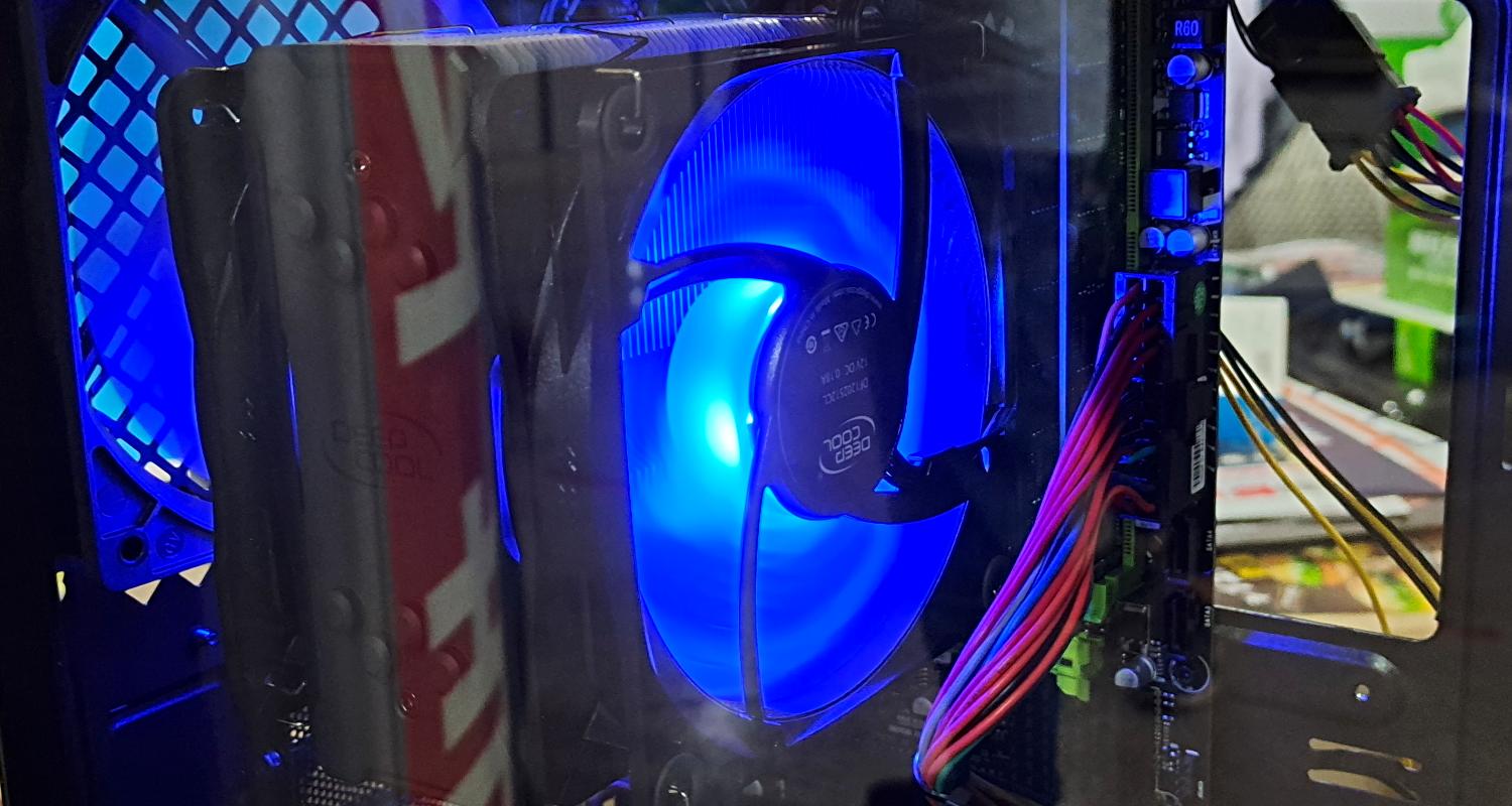 电脑城装机视频教程,九州风神水冷散热器安装过程