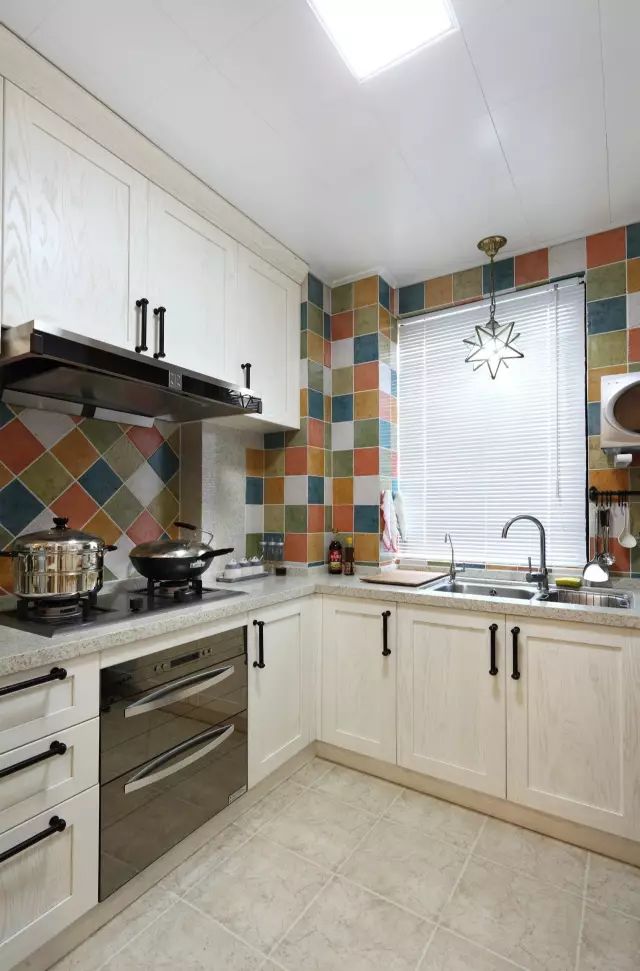 油烟机侧吸和顶吸集成灶哪个好,集成灶侧吸和顶吸油烟机哪个好