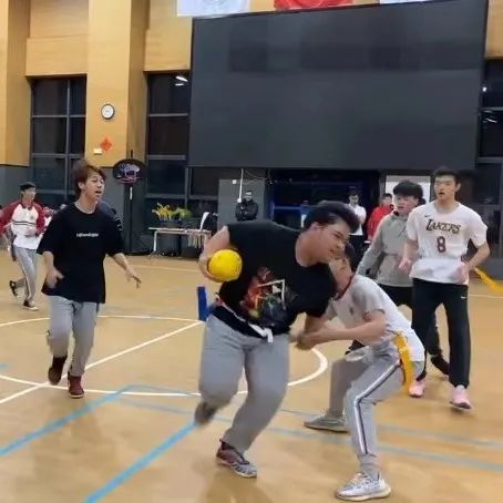 鑻卞紡姗勬鐞僼ackle,鑻卞紡姗勬鐞僼ackle瑙勫垯