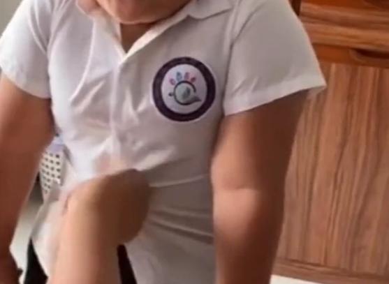 开学了校服穿不下,开学校服胖穿不上