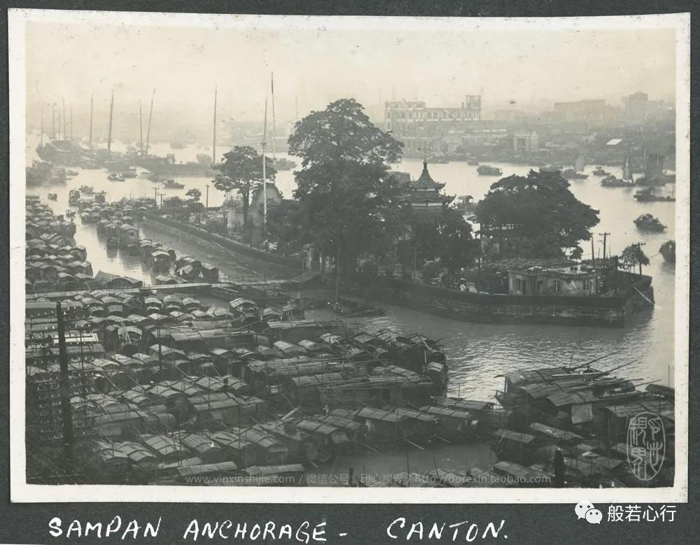 1965年香港的真实影像高楼林立,罕见老照片五十年代的香港