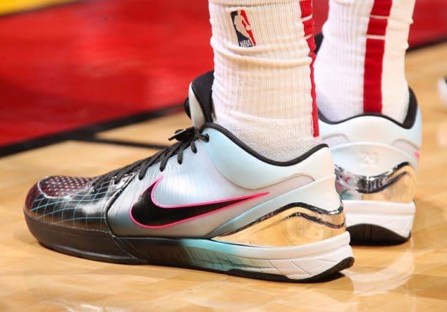 nba2019总决赛g5杜兰特上脚球鞋,今日nba球鞋上脚詹姆斯