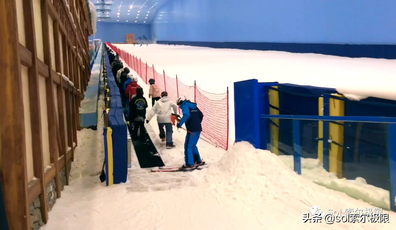 融创雪世界广州能滑多久,融创雪世界广州攻略视频