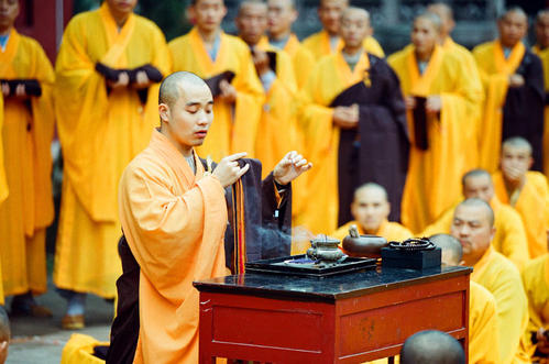 英超联赛和中超联赛对比,中超跟英超的区别在哪