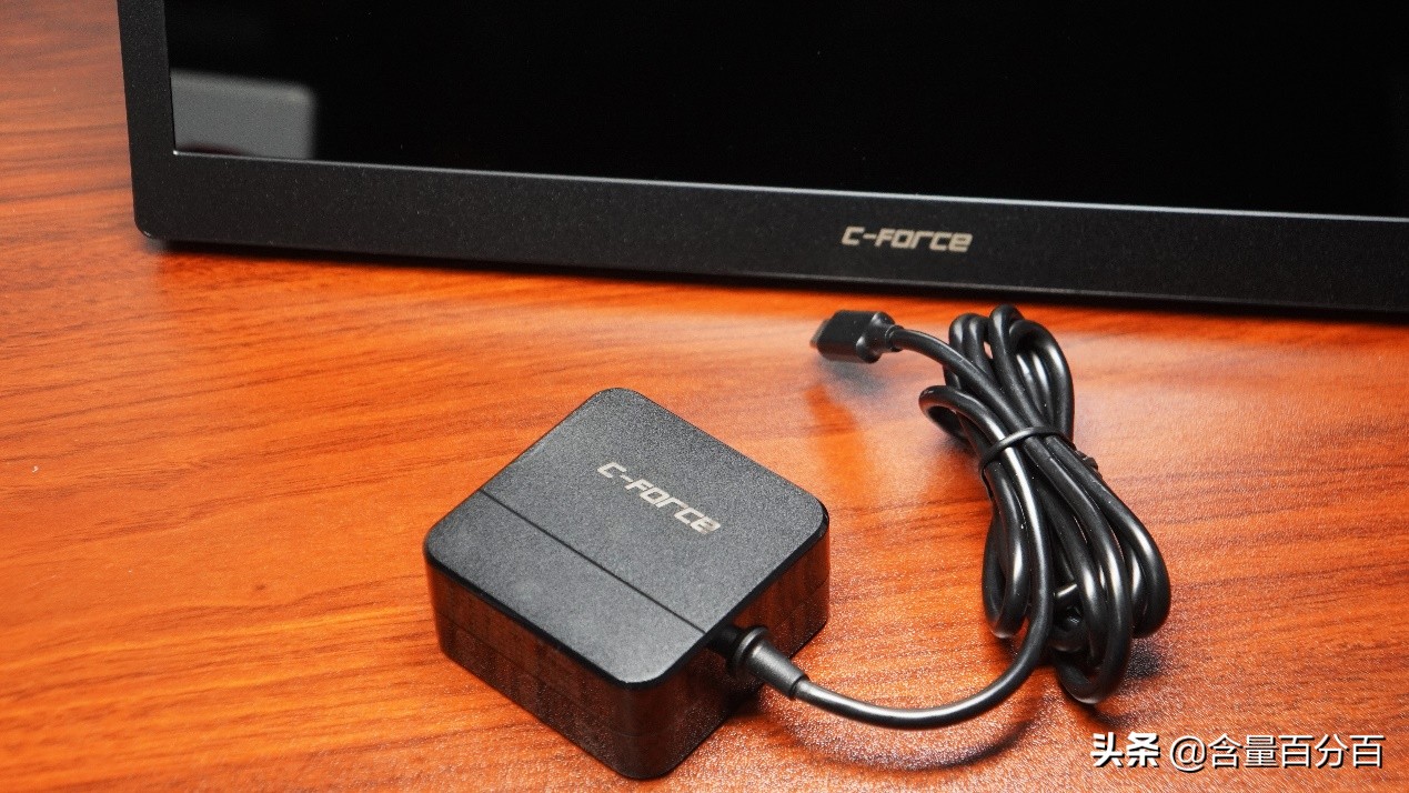 cforce156寸便携式显示器测评,cforce便携显示器色域选择