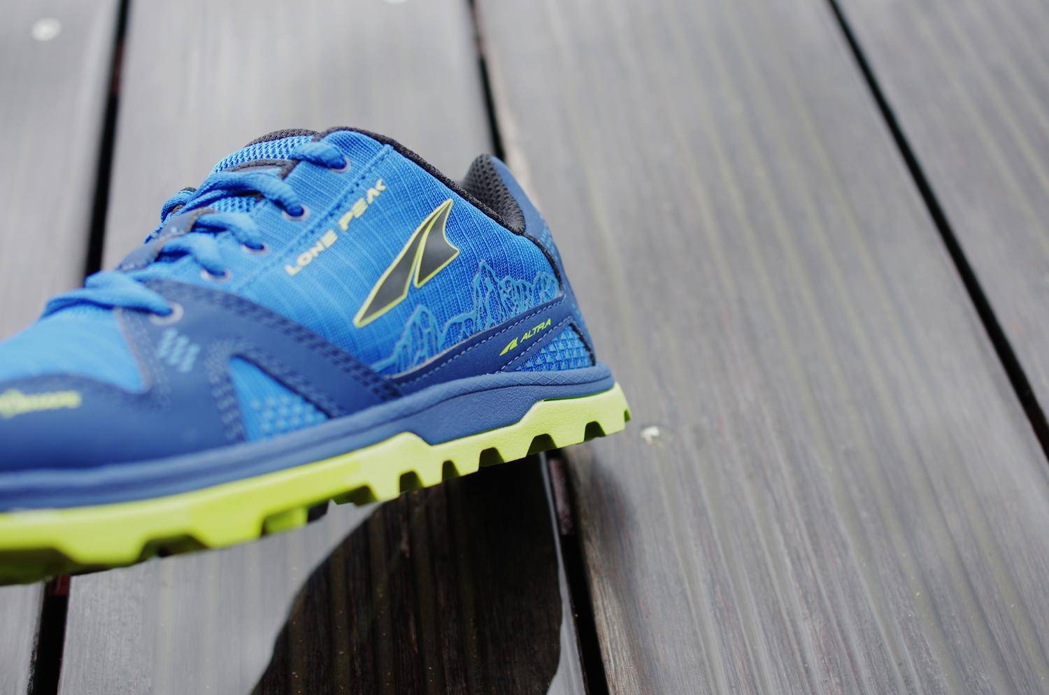 可玩性和实用性极高的跑鞋,既有缓冲又有支撑性的跑鞋推荐