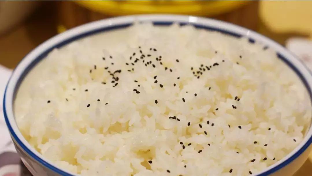 建设街居然开了一家人均40的爆款饭店！全单还可以享用7.8折