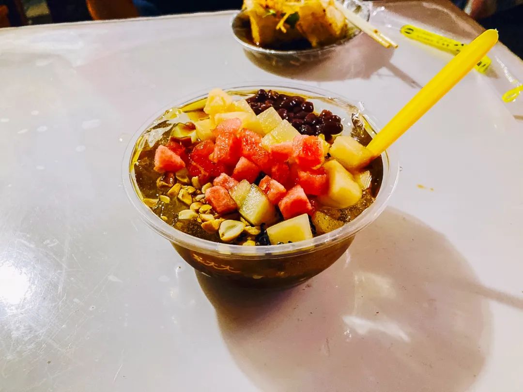 成都美食游最佳攻略,在成都不吃辣应该怎么享用美食