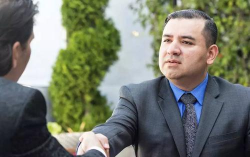 成年人才懂得社交中常见的潜台词,成年人的五条社交潜规则句句扎心