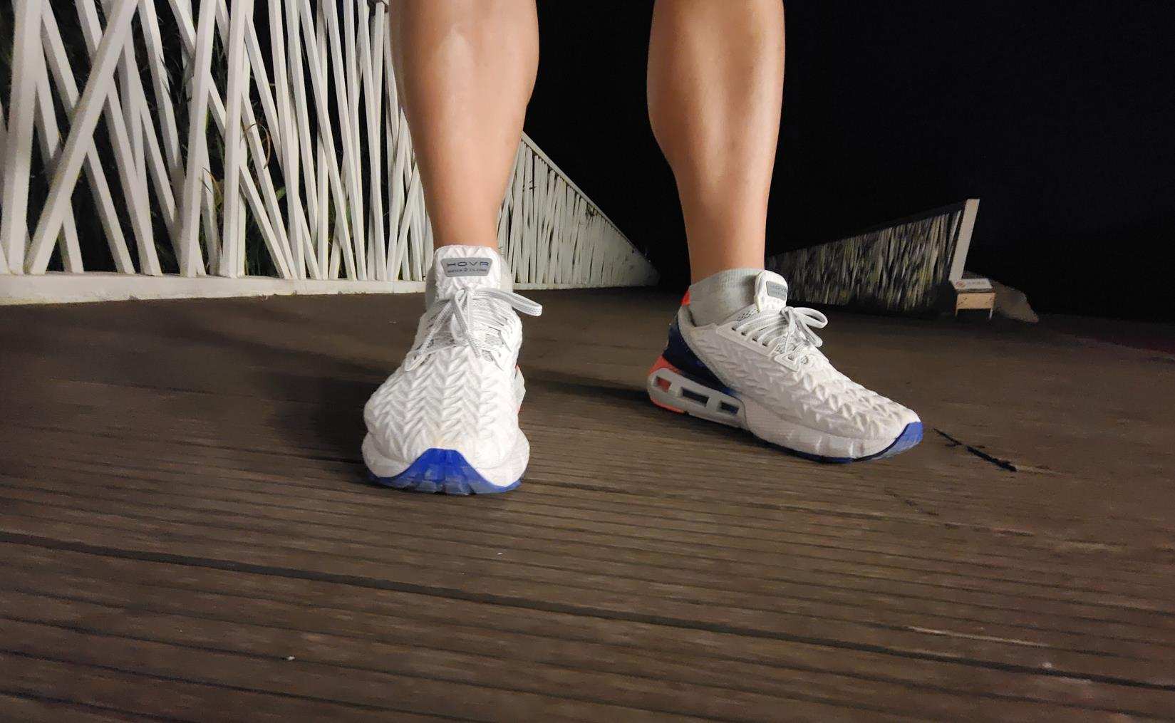 始于颜值忠于品质雷克萨斯,始于颜值忠于舒适鞋子