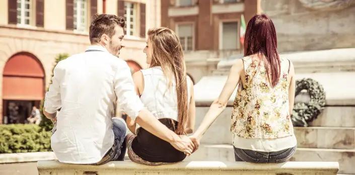 弃貌美娇妻，娶做饭女工，创业先锋颠覆三观的做法真的看不懂