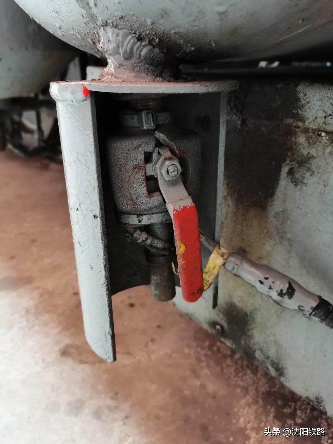 大棉袄二棉裤叫什么,大棉袄二棉裤叫啥