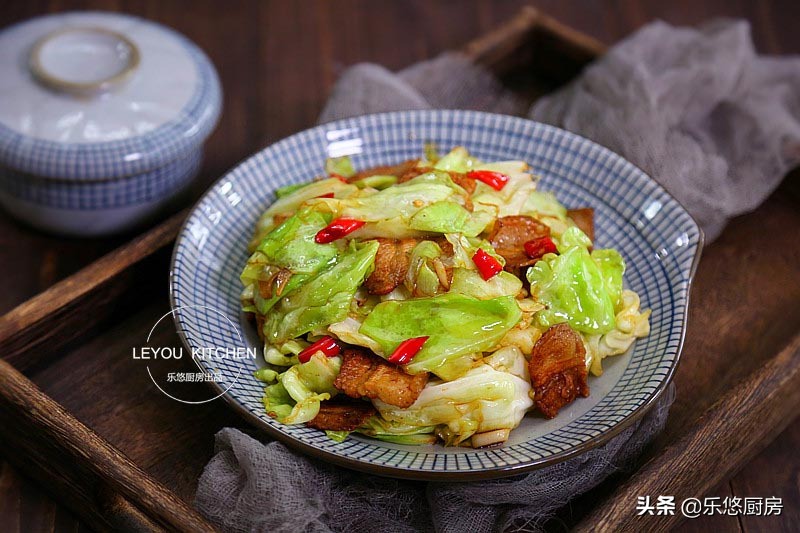 圆白菜怎么做最简单又好吃,圆白菜的100种做法大全