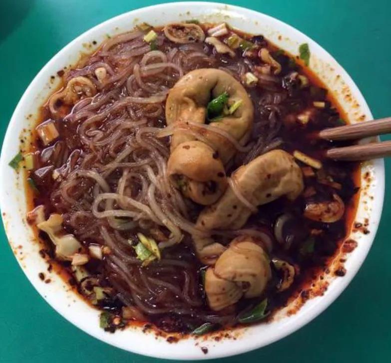 因为“吃内脏”的过场多，四川人直接分成了3个派别