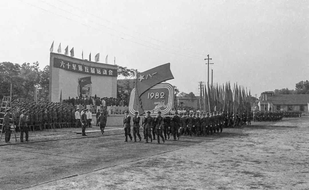 从镇江到镇江市体育中心怎么走,镇江老体育公园