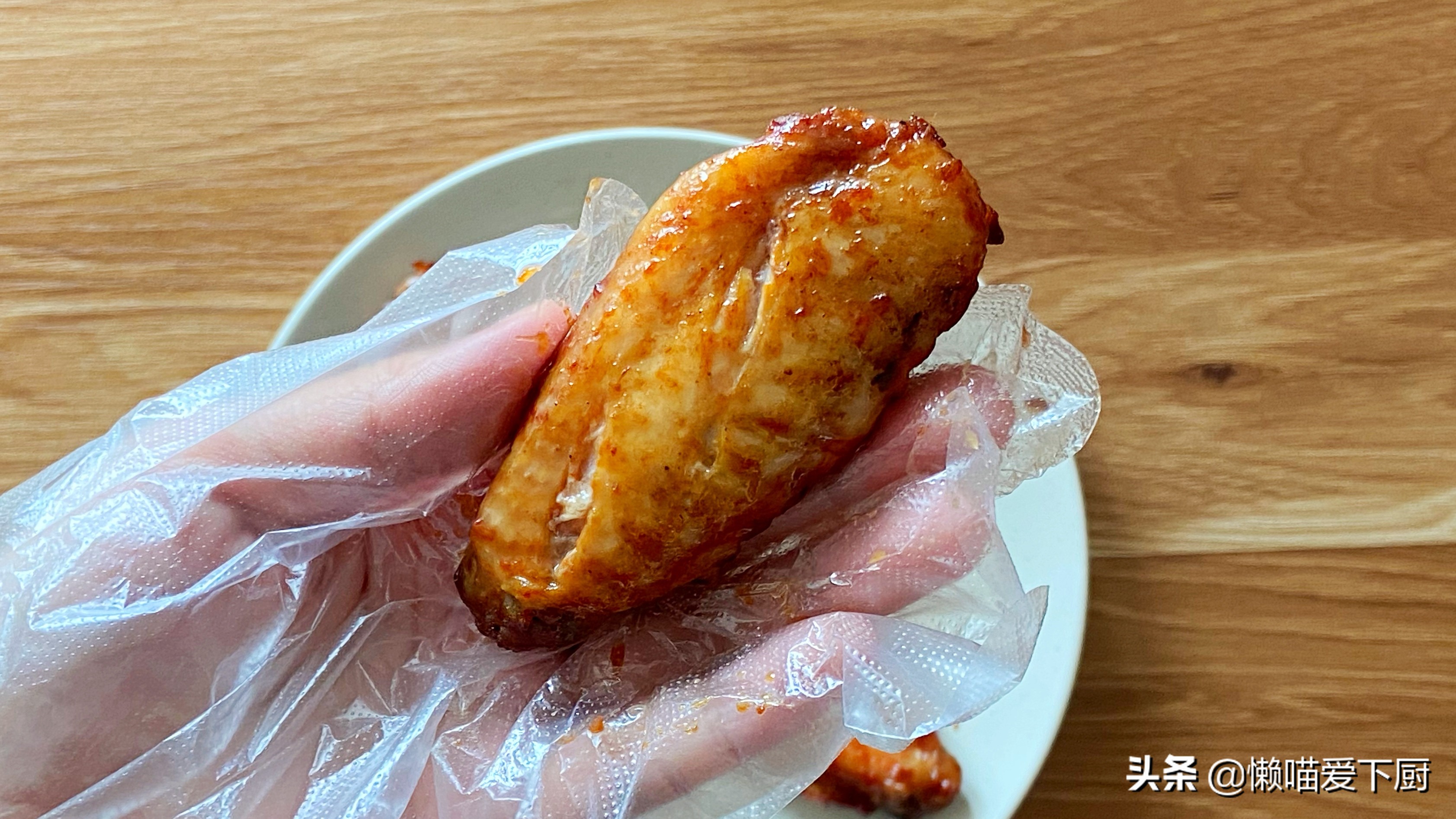 家庭自制烤鸡翅的方法,不腌制碳烤鸡翅教程