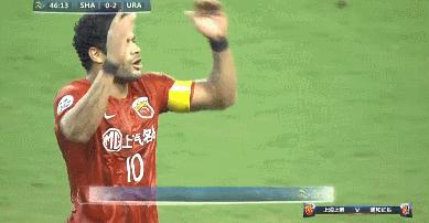 胡尔克犯规,胡尔克3秒2黄牌