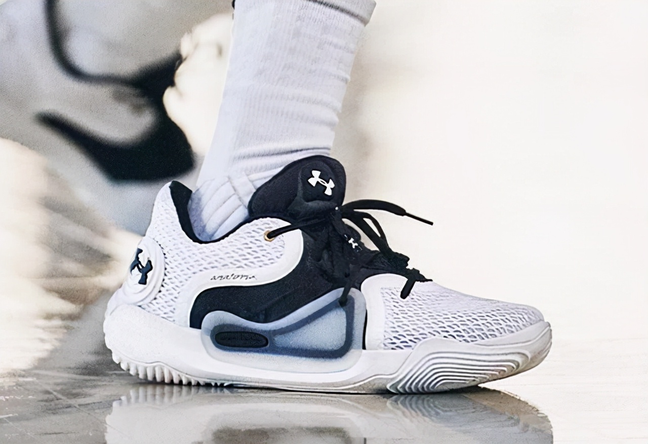 库里9中底结构图,库里9代曝光