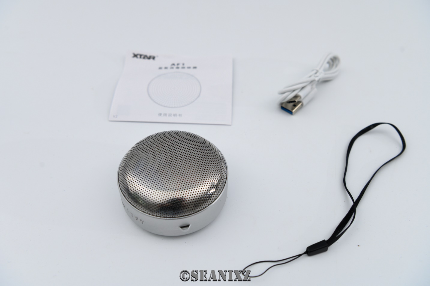 万能的随身消毒神器—XTARAF1蓝氧除味器