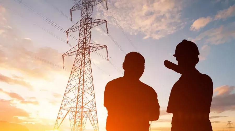 在上海缴五险一金有什么用？哪些钱可以提出来用？