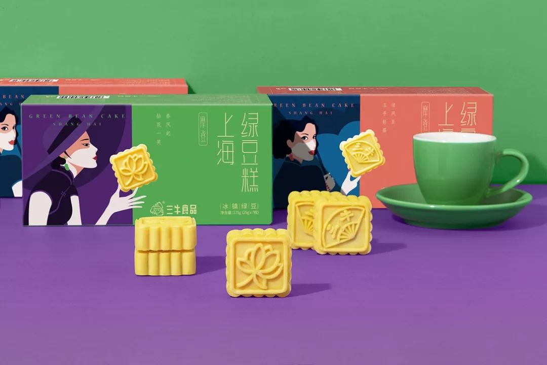 樱花绿豆糕包装盒,包装上印有福字的绿豆糕