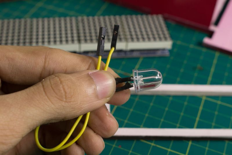 树莓派+点阵制造*币特比***踪器追**