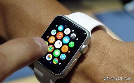 怎么挑选适合自己的配饰,配饰选择技巧