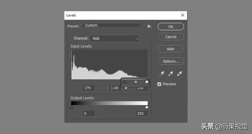 ps怎么把两只眼睛p成一样颜色,ps改图及抠图换背景颜色教程
