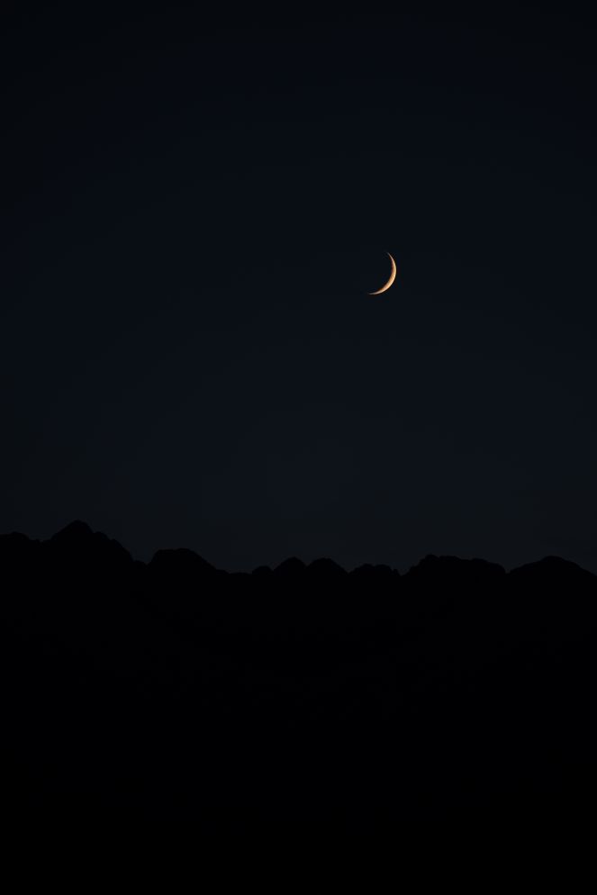 黑色系背景图壁纸,黑色压抑恐怖壁纸