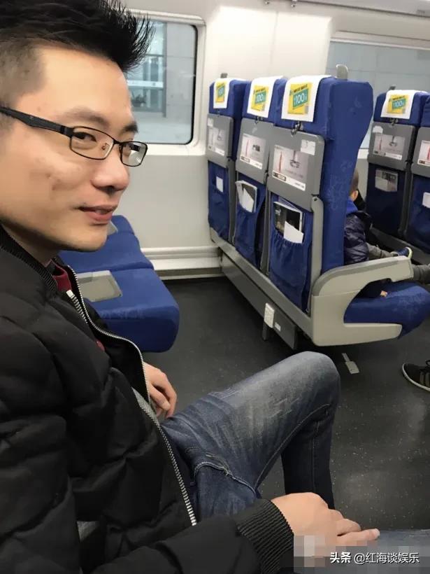 英雄联盟大司马被吓一哆嗦,英雄联盟粉丝在火车上遇到大司马