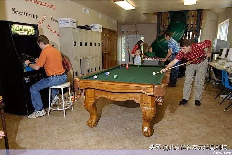 美国夫妇生了60多个孩子,美国夫妇一胎生下17个孩子