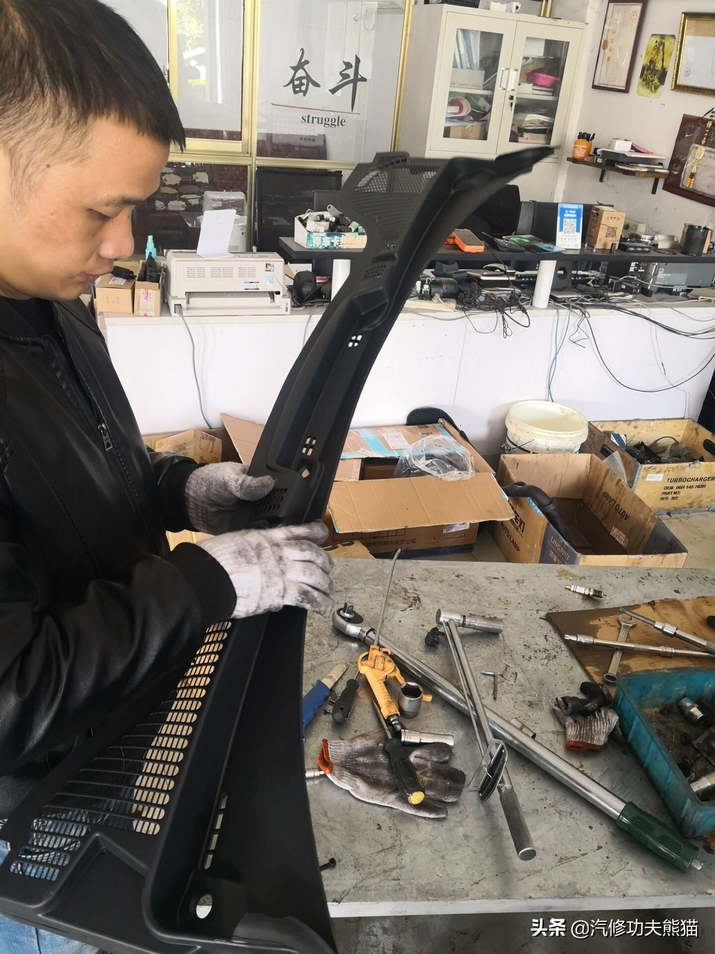 斯柯达明锐2010款2.0烧机油吗,09款斯柯达明锐1.6烧机油怎么解决