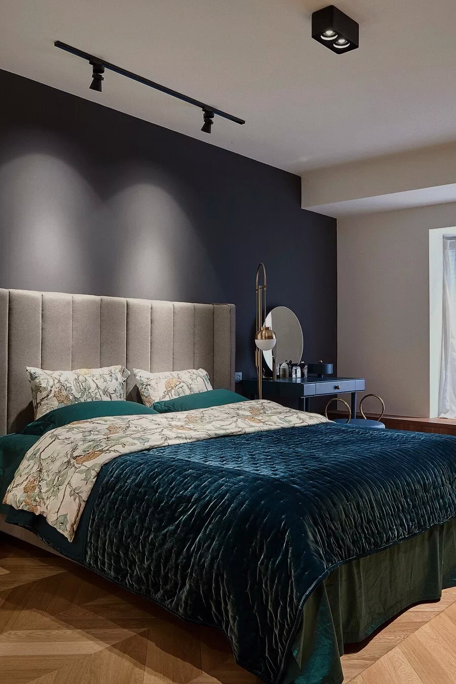 层高不够怎么布置灯光,房子层高太高怎么配灯