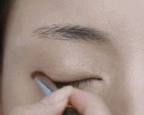 正确化妆流程和注意事项,正确的化妆步骤你还傻傻分不清吗