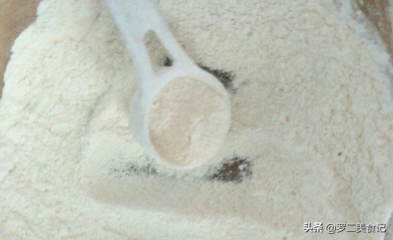 咸蛋黄没腌透怎么做月饼,咸蛋黄做月饼怎么处理才能流油