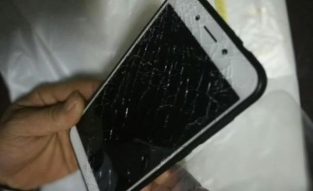 水凝膜钢化膜陶瓷膜哪一个比较好,手机膜钢化膜水凝膜防窥膜啥区别