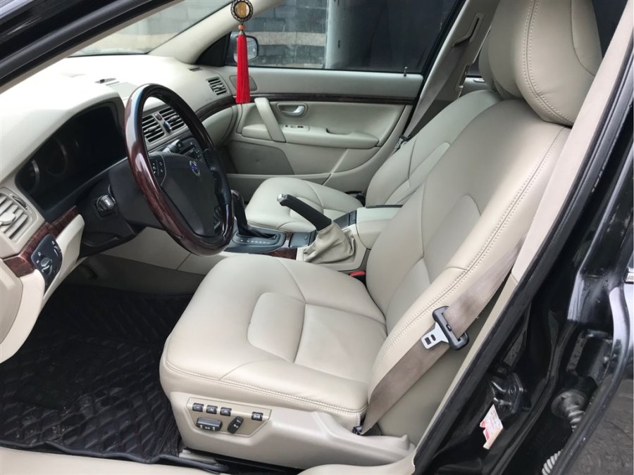 08年沃尔沃s803.0t油耗,沃尔沃s80和s90有什么大区别