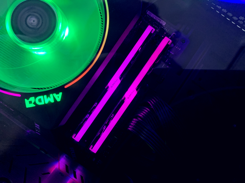 电脑显示器黑屏的解决方法,电脑显示器黑屏怎么办教你一招