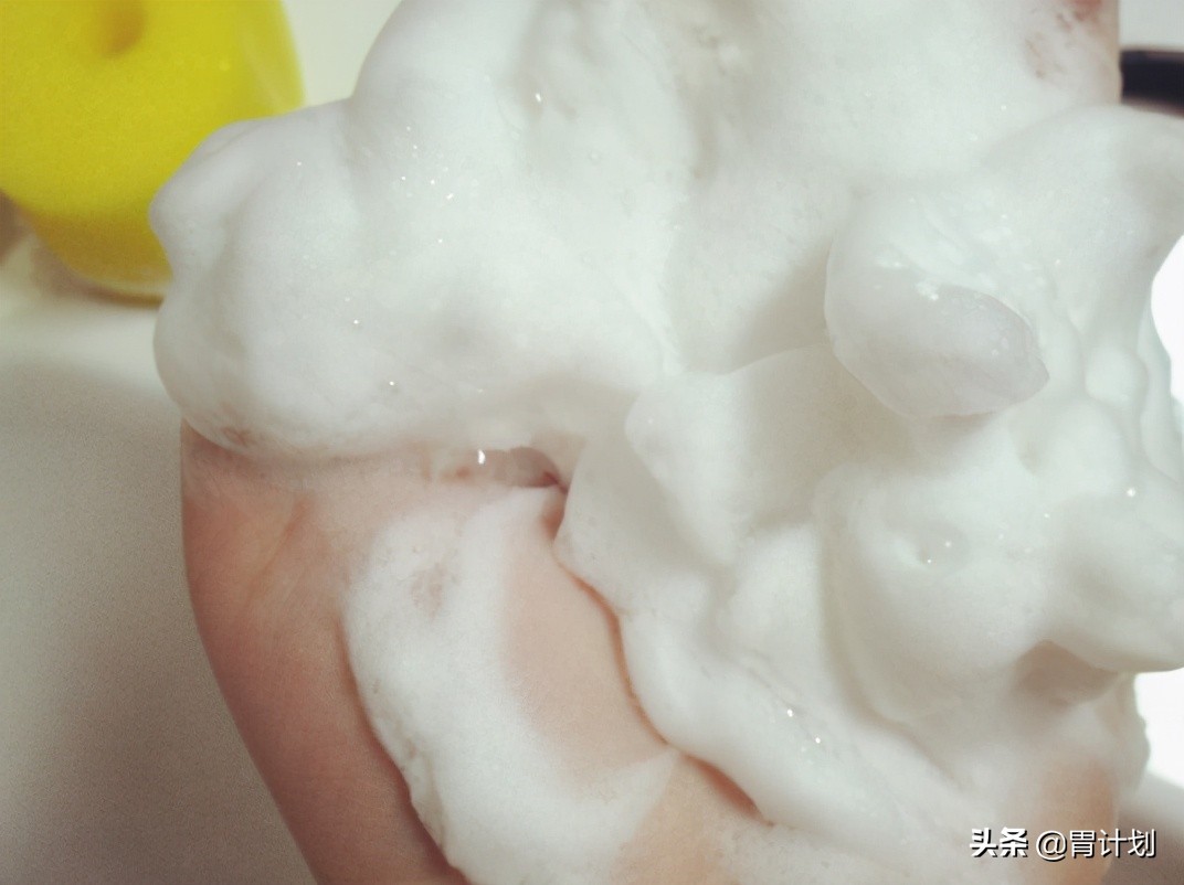 洗面奶推荐不带货,洗面奶不紧绷推荐平价品牌