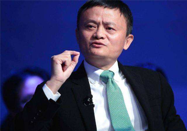 中国14亿人口怎么就找不出11个会踢足球的？百年以前就有人回答