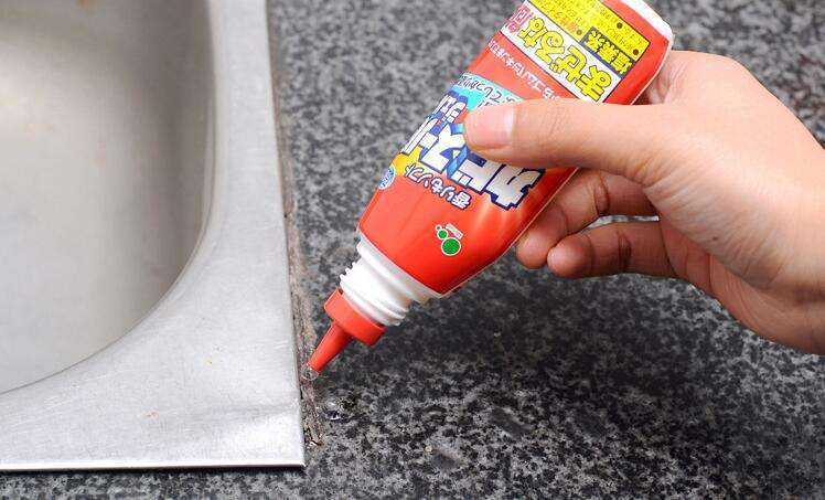 不发黑发霉的玻璃胶,水槽玻璃胶发黑发霉怎么办